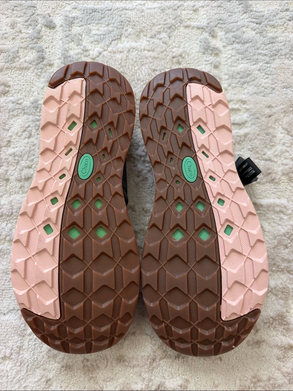 Chaco Women’s Gray Knit Sport Sandals with Pink Accent